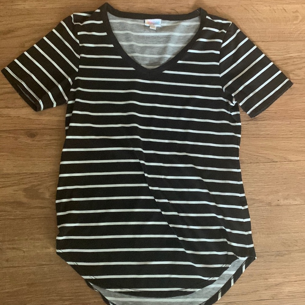 EUC lularoe top